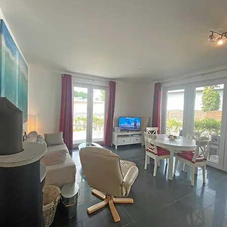 Haus Sanddorn - Whg 1 Appartamento Thiessow